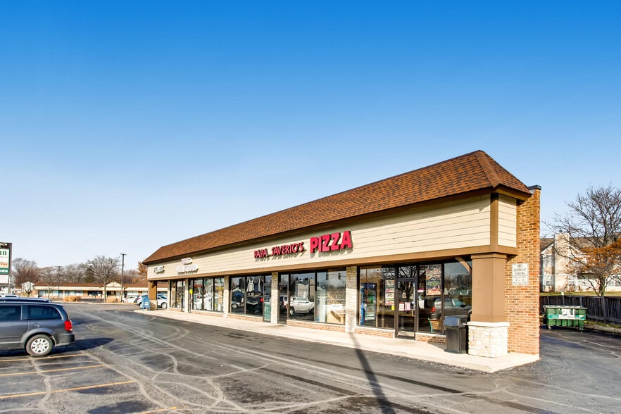 More Photos Of 1010-1072 E Schaumburg Rd, Streamwood Unknown For Lease