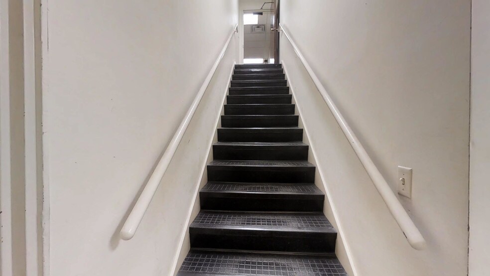 More Photos Of 2724 Warm Springs Rd, Columbus Medical For Lease