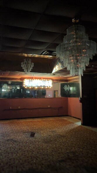 Primary Photo Of 2101 Paris Rd, New Orleans Service Station For Lease