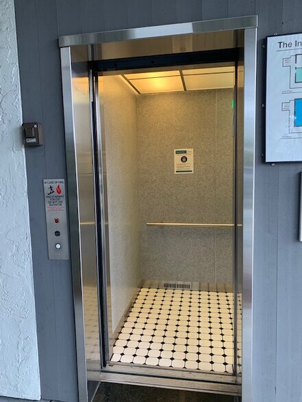 More Photos Of 2880 Soquel Ave, Santa Cruz Office For Lease