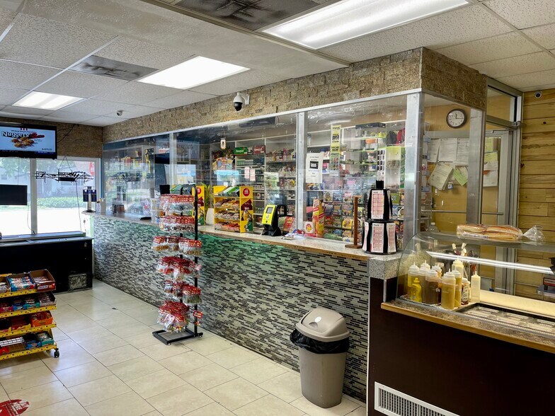 More Photos Of 5725 Pembroke Rd, Hollywood Convenience Store For Sale
