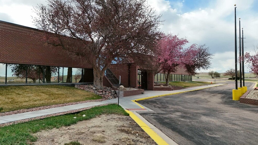 More Photos Of 8955 Drennan Rd, Colorado Springs Flex For Sale