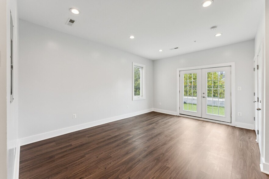 More Photos Of 2822 28th St SE, Washington Apartments For Sale