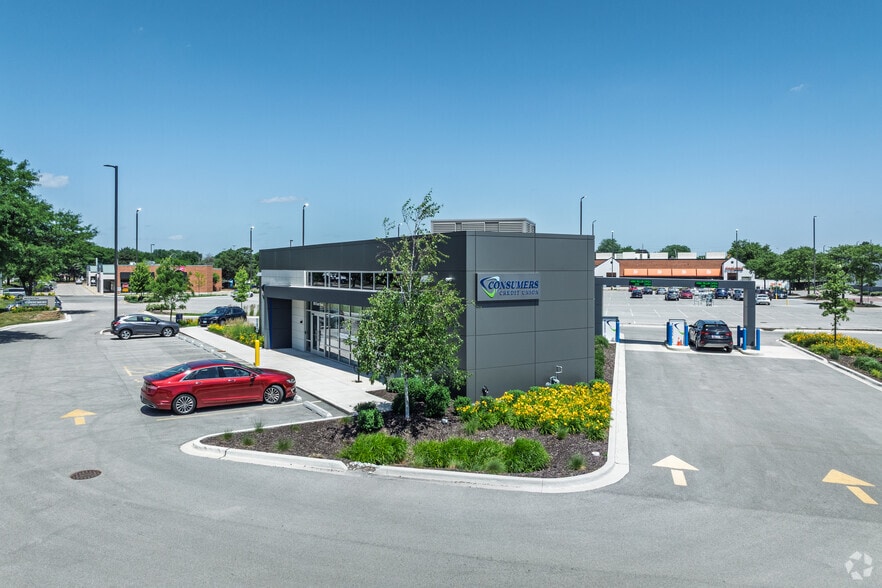 More Photos Of 600-836 E Rand Rd, Arlington Heights Unknown For Lease