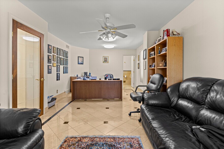 More Photos Of 30401 Utica Rd, Roseville Office For Sale