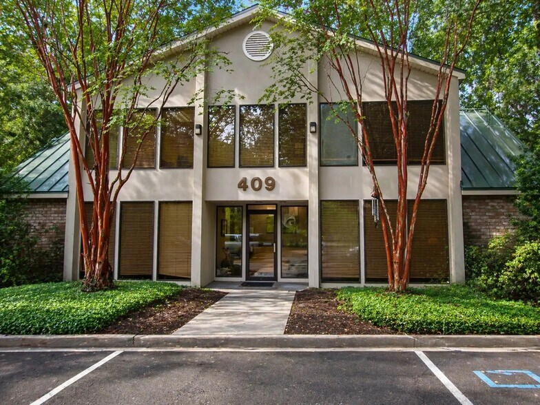 Primary Photo Of 409 W 21st Ave, Covington Loft Creative Space For Lease