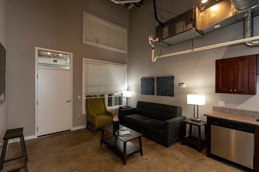 More Photos Of , Memphis Multifamily For Sale