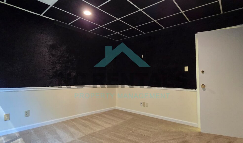 More Photos Of 20 W Colony Pl, Durham Office For Lease