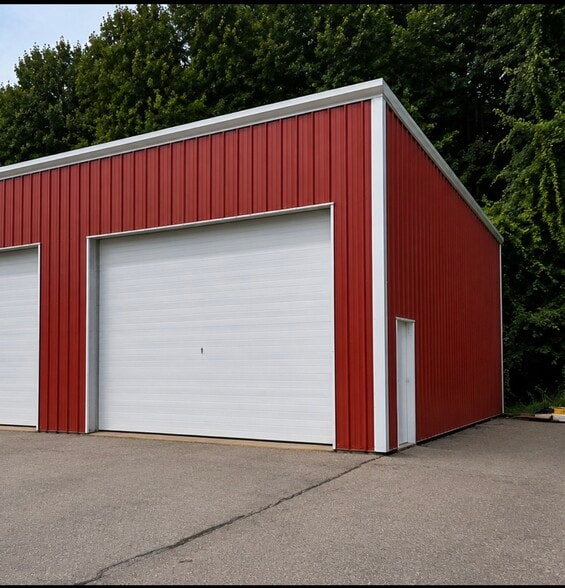 Primary Photo Of 1 Sinco Pl, East Hampton Self Storage For Lease