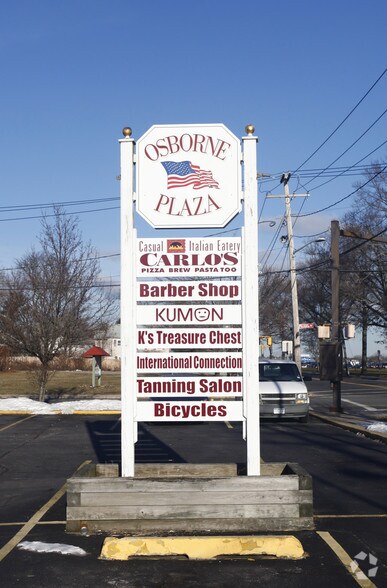 More Photos Of 431-435 Osborn Ave, Riverhead Freestanding For Lease