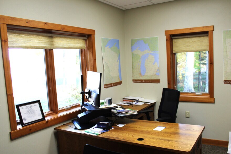 More Photos Of 9559 Bolger Lake Rd, Minocqua Office For Sale