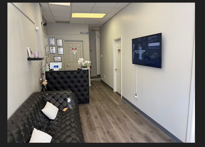 More Photos Of 931-937 Worcester Rd, Framingham Storefront Retail Residential For Lease