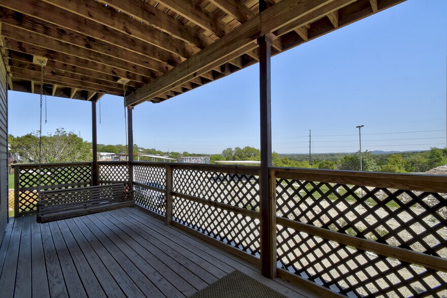 More Photos Of 1340 Hinch Dr, New Braunfels Apartments For Sale