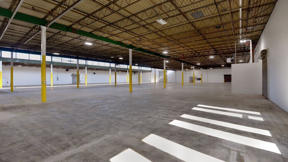 More Photos Of 9-11 Caesar Pl, Moonachie Warehouse For Lease
