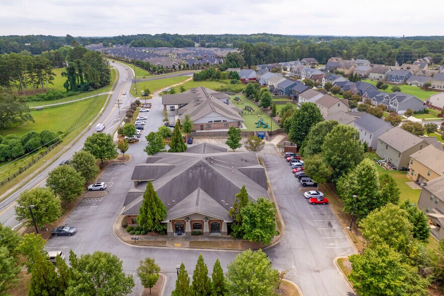 More Photos Of 3700 Ridge Rd, Buford Medical For Lease