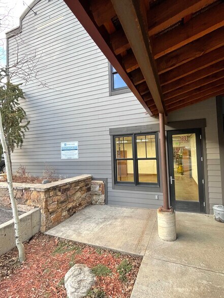 More Photos Of 211 Main St, Frisco General Retail For Sale