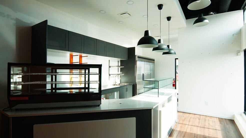 Primary Photo Of 115 First Ave, Spruce Grove Storefront Retail Office For Lease