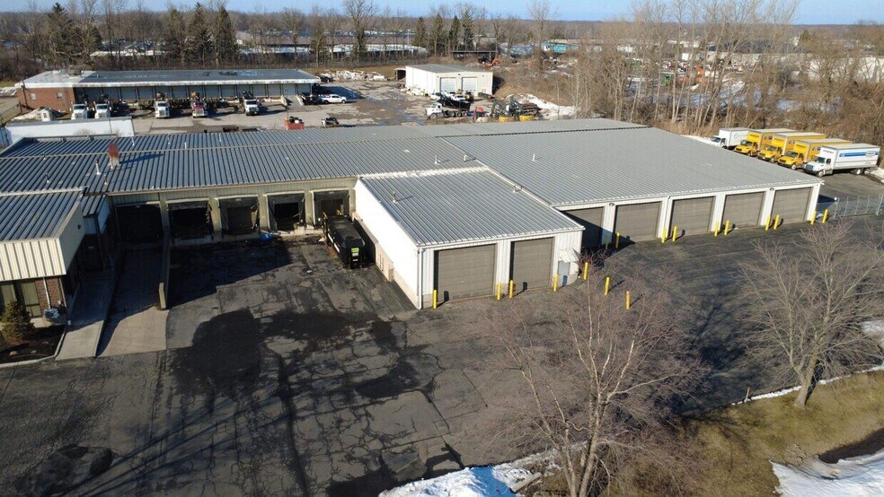 More Photos Of 6800 Northern Blvd, East Syracuse Truck Terminal For Sale