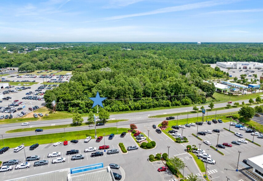 Primary Photo Of 7550 Airport Blvd, Mobile Land For Sale