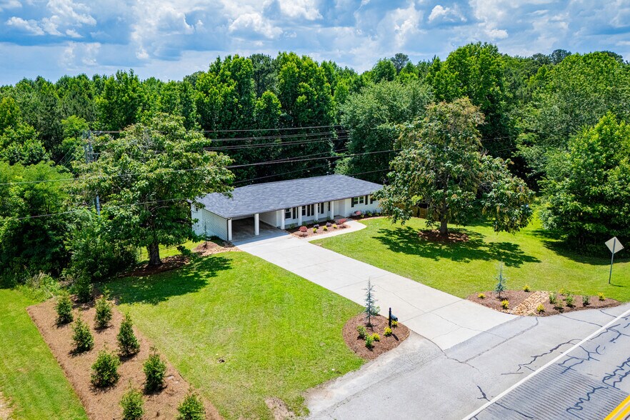 More Photos Of 2932 US-27, Buchanan Office For Sale