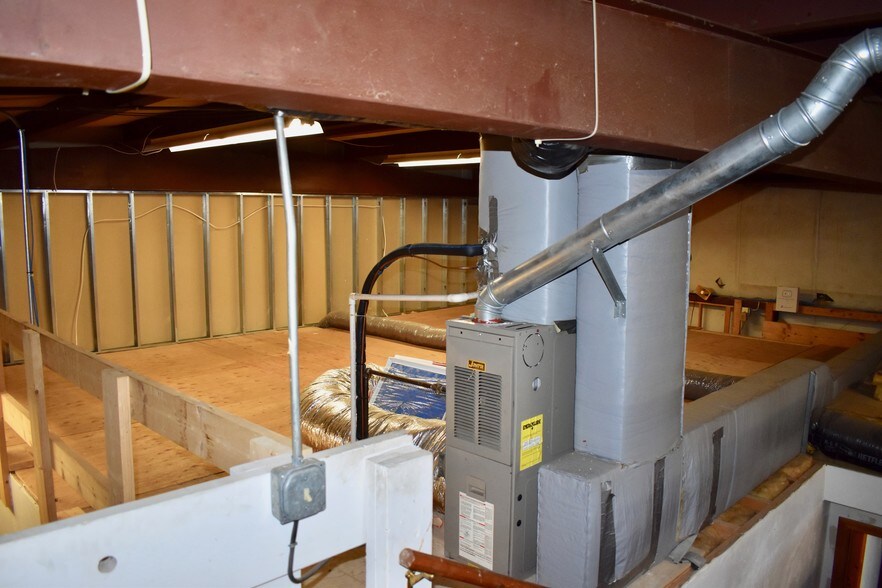 More Photos Of 79 Porter St, Stoughton Warehouse For Sale