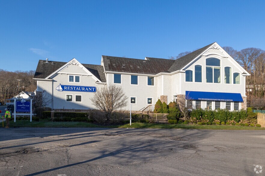 More Photos Of 154 W Broadway, Port Jefferson Restaurant For Lease