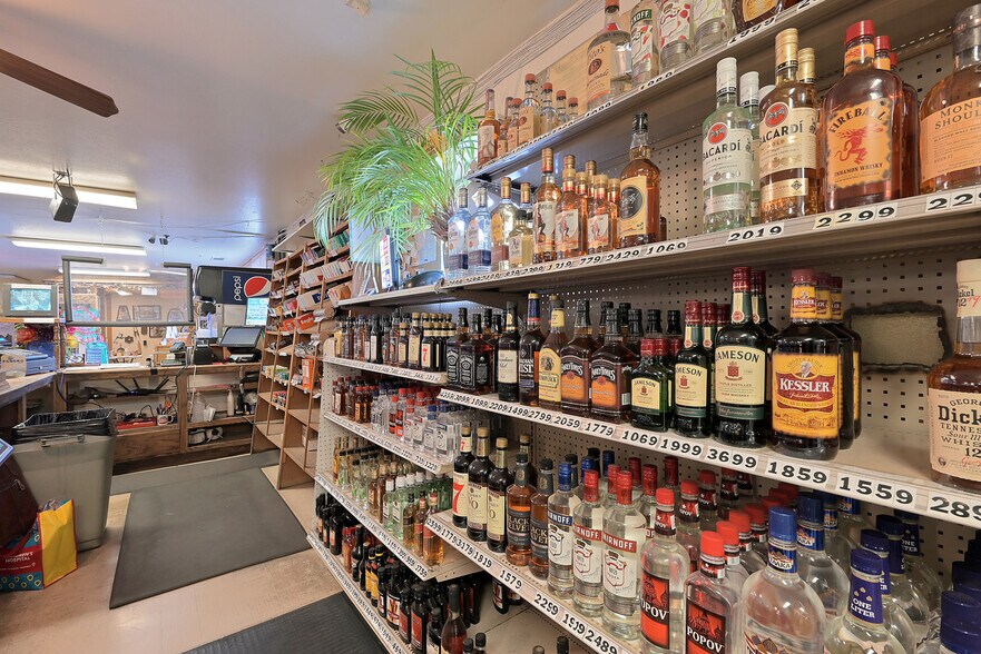 More Photos Of 11400 Loma Rica Rd, Marysville General Retail For Sale