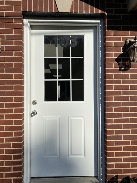 More Photos Of 4 Abbott Pl, Millbury Office For Lease