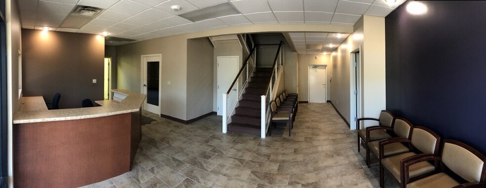 More Photos Of 1670 E Davis Dr, Terre Haute Warehouse For Lease