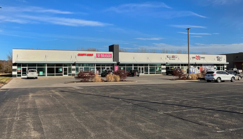 Primary Photo Of 910 NW 25th St, Topeka Storefront For Lease