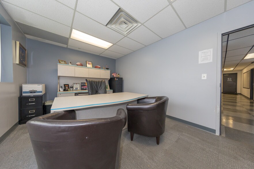 More Photos Of 824 E 222nd St, Euclid Warehouse For Sale