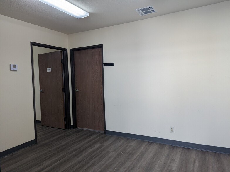 More Photos Of 4700 E Miller Dr, Temple City Warehouse For Lease