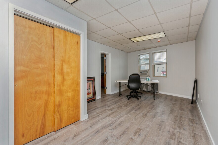 More Photos Of 434-440 White Plains Rd, Eastchester Apartments For Lease