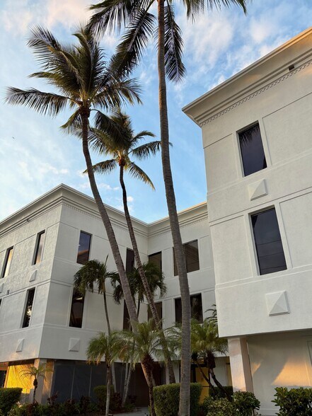 More Photos Of 7251 W Palmetto Park Rd, Boca Raton Medical For Lease