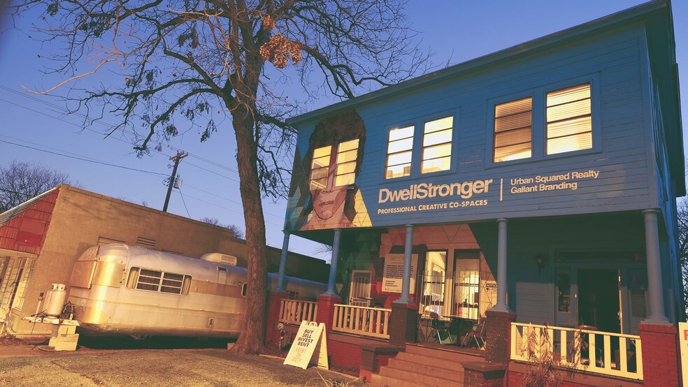 More Photos Of 2125 E Cesar Chavez St, Austin Office For Lease