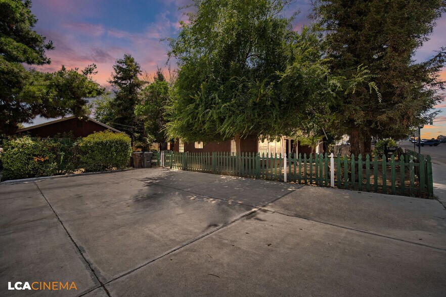 More Photos Of 1575 Olive Dr, Bakersfield Rehabilitation Center For Sale