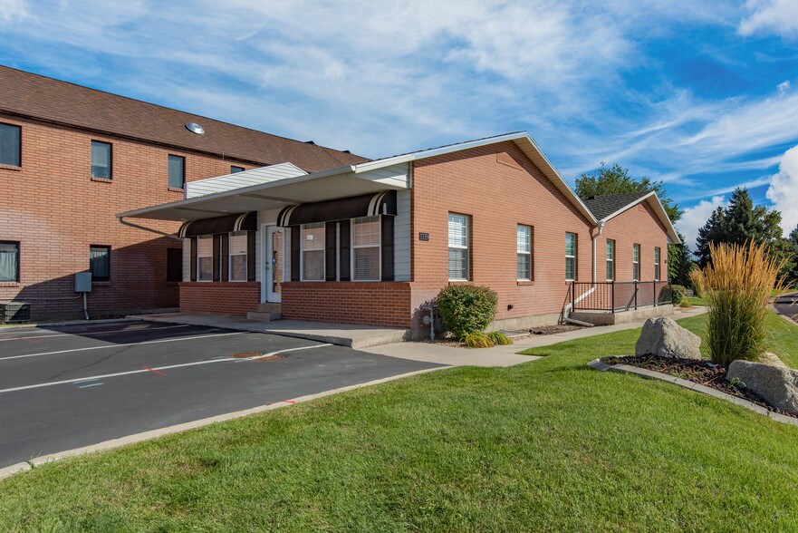 More Photos Of 1139-1143 S Orem Blvd, Orem Office For Lease