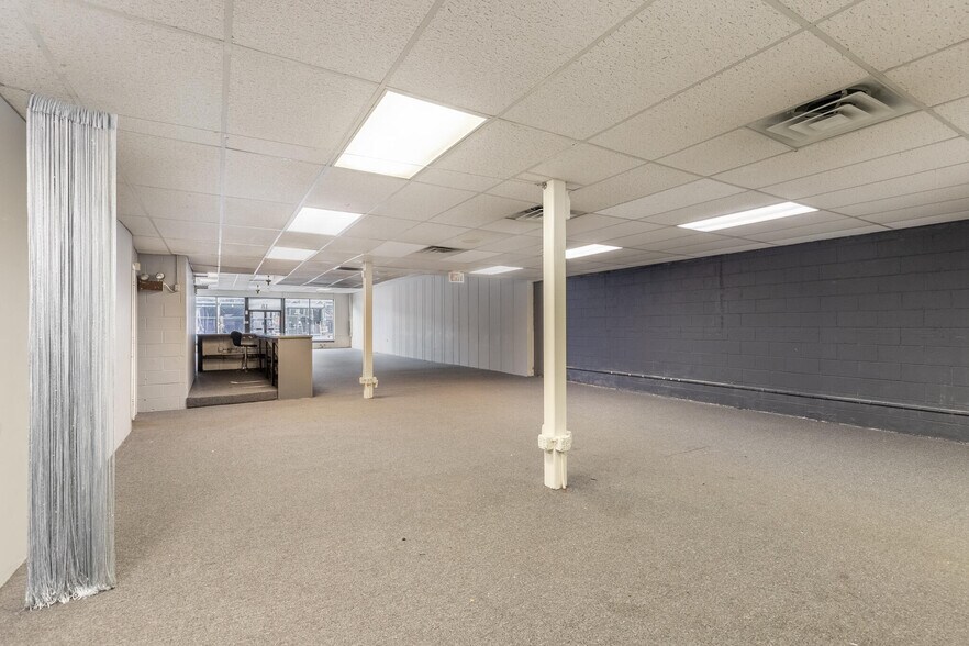 More Photos Of 18 Water St, Danvers Storefront Retail Office For Sale