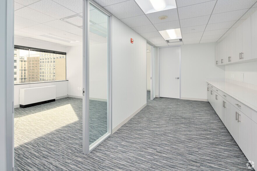 More Photos Of 4520 East West Hwy, Bethesda Office For Lease