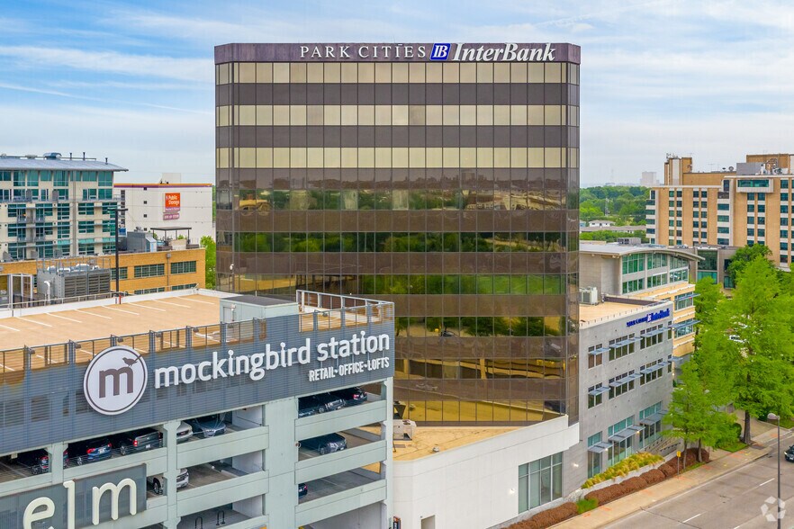 More Photos Of 5307 E Mockingbird Ln, Dallas Office For Lease