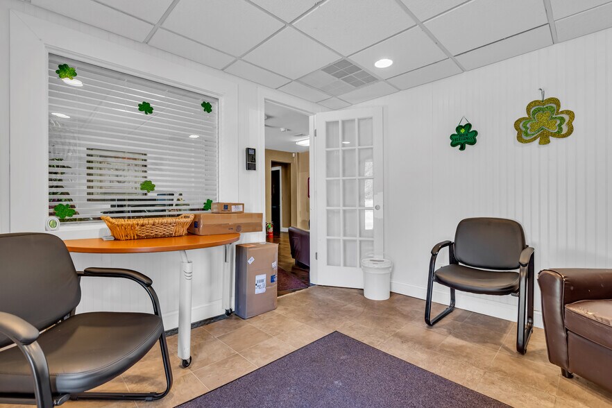 More Photos Of 55 Schoolhouse Rd, Whiting Warehouse For Lease