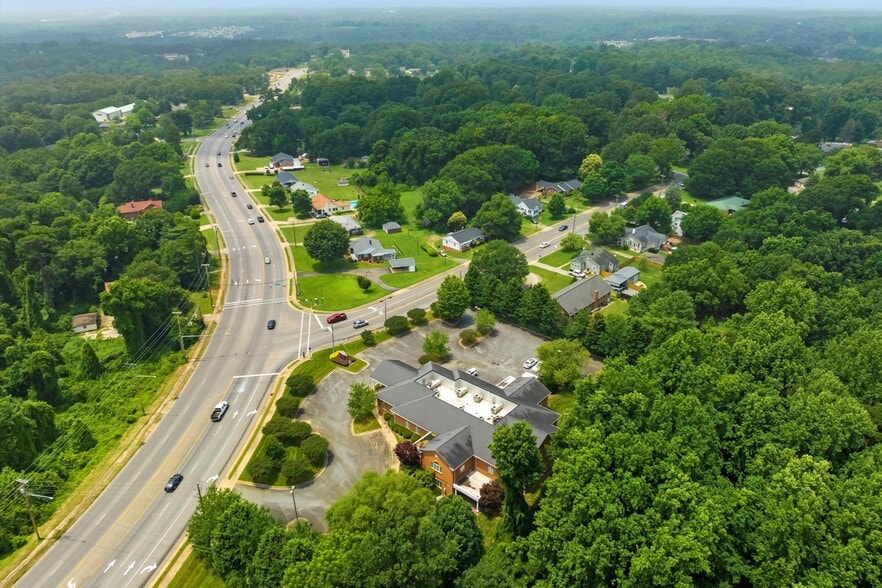 More Photos Of 1146 N New Hope Rd, Gastonia Medical For Lease