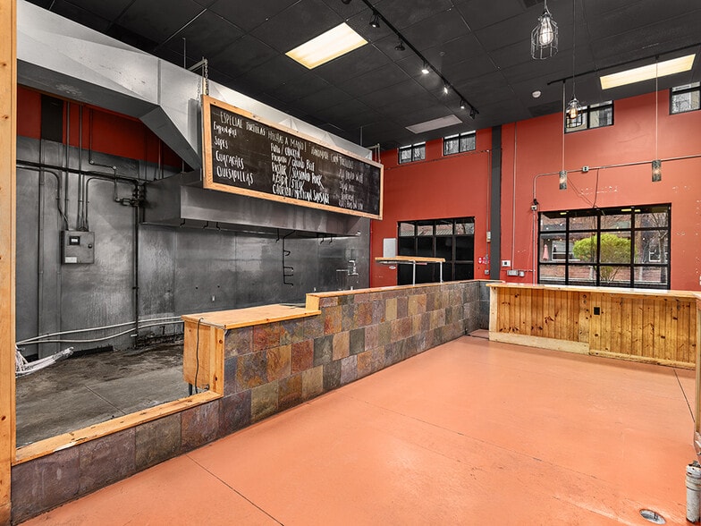 More Photos Of 41-61 N Merrimon Ave, Asheville Apartments For Lease