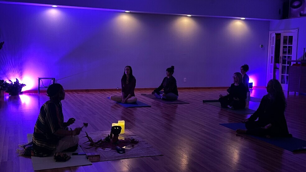 More Photos Of 508 Pecore St, Houston Freestanding For Lease