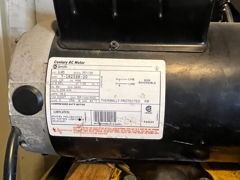 More Photos Of 36154 Enterprise, Trenton Light Manufacturing For Sale