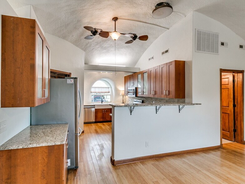 More Photos Of 6745 N Gregory Rd, Yukon Winery Vineyard For Sale