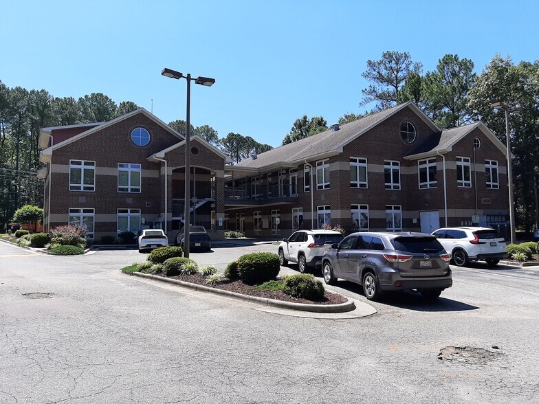 Primary Photo Of 1709 Legion Rd, Chapel Hill Coworking Space