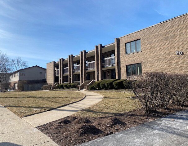 More Photos Of 20 S Dee Rd, Park Ridge Apartments For Sale
