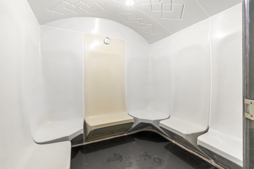 More Photos Of 5927 Almeda Rd, Houston Apartments For Lease