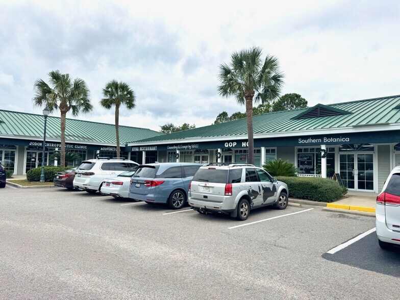 More Photos Of 149 Riverwalk Blvd, Ridgeland Storefront Retail Office For Sale